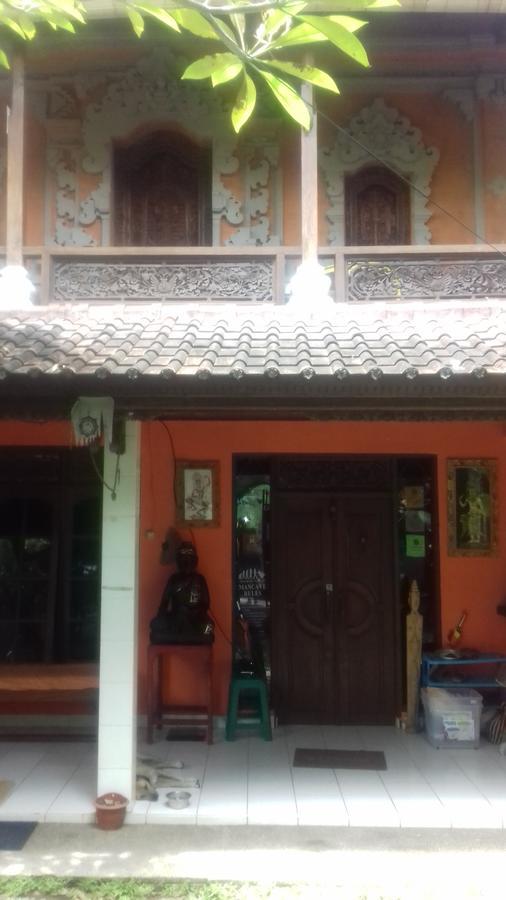 Shalana Homestay- Formerly Teka Teki House Seminyak Exterior foto